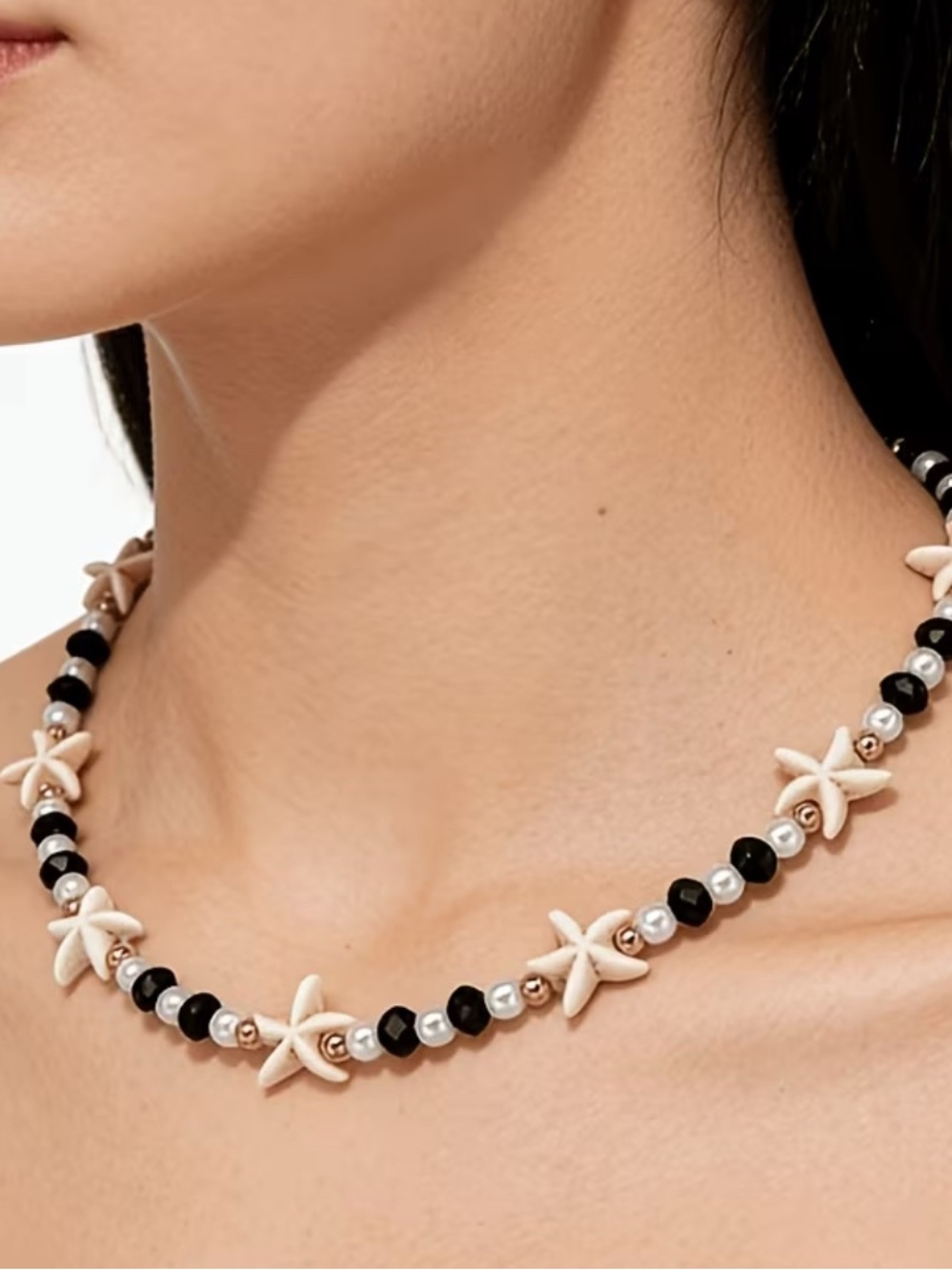 Coastal Starfish Bead Necklace in Black & Cream